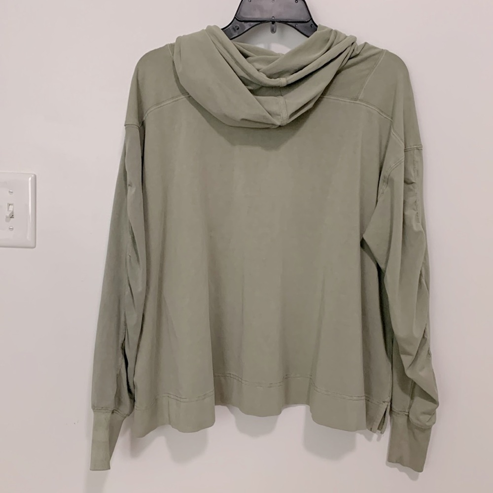 FP MOVEMENT Hot Shot Layer Hoodie Sage Stone NWT - Picture 8 of 10